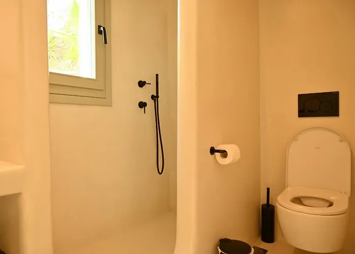 Santa Andrea Agios Stefanos Avliotes